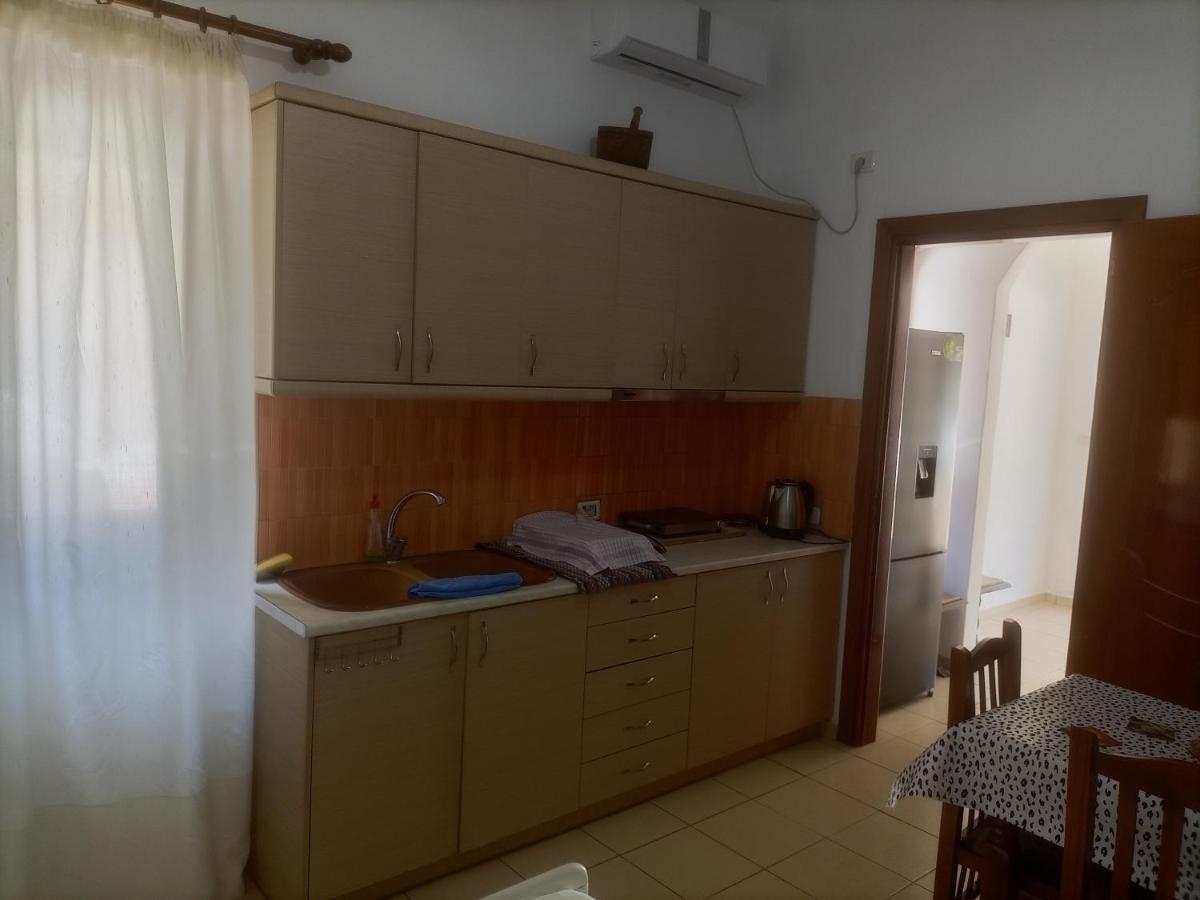 Baci Apartments Ксаміл Екстер'єр фото